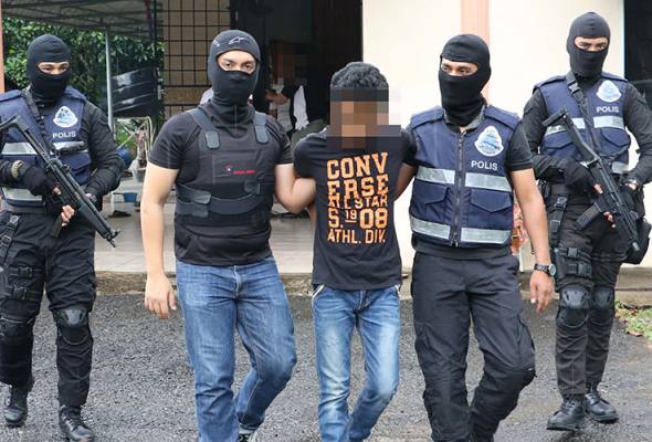 Polis