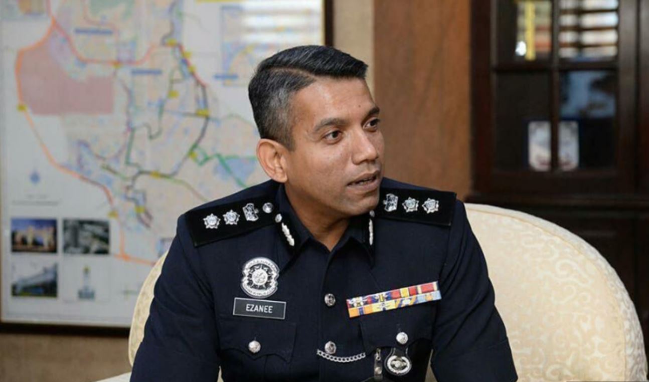 [VIDEO] Polis Buru 
