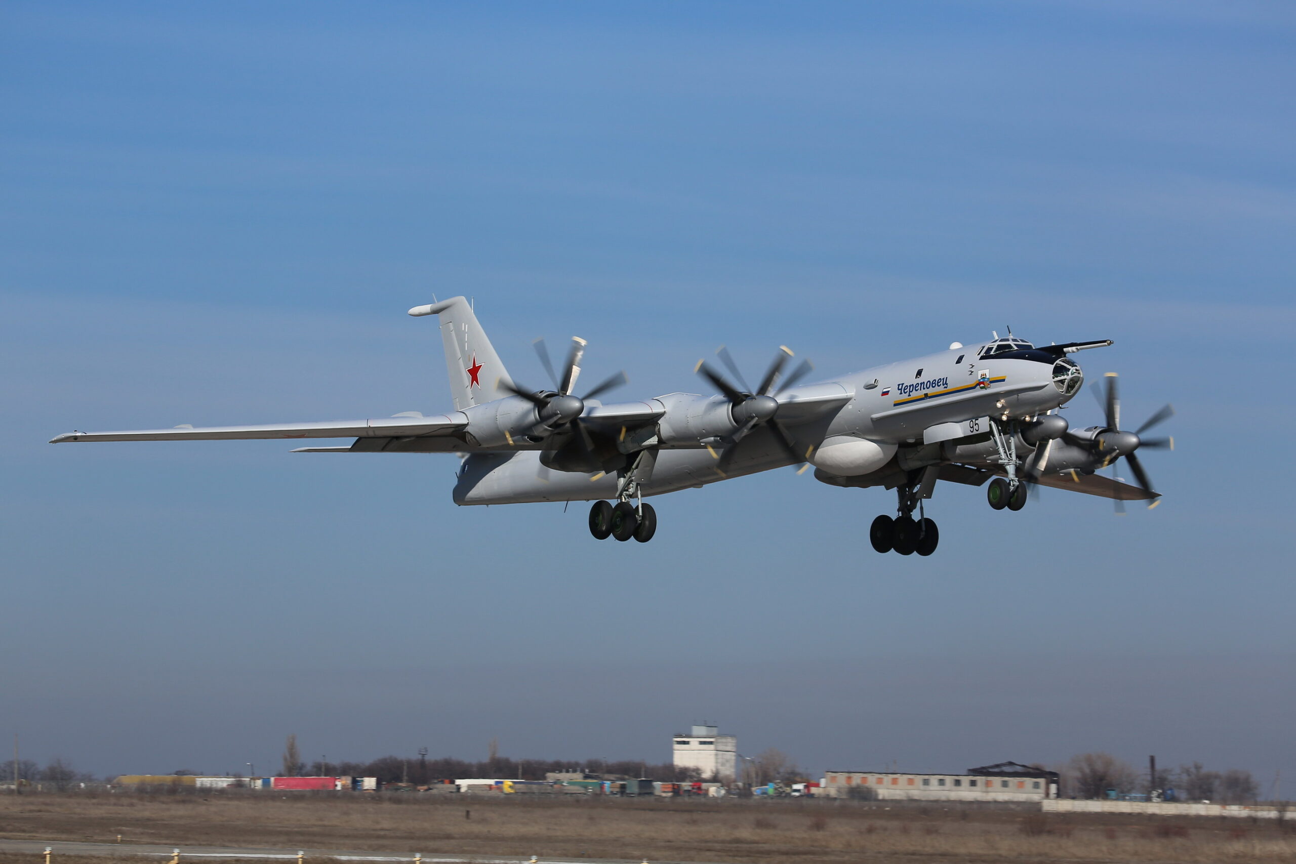 Stealth Encounter: Russian ASW Aircraft Shadows US Nuclear Submarine ...