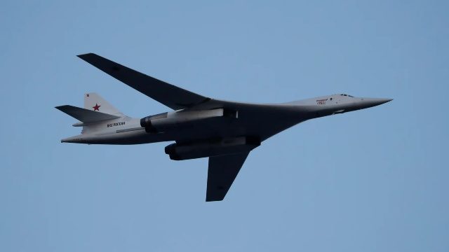 Tu-160