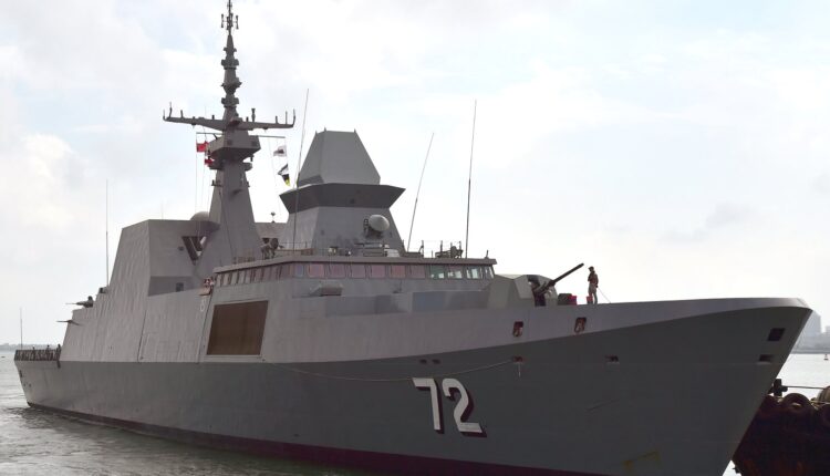 Singapore Frigate RSS Stalwart Launches Aster Surface-to-Air Missiles ...