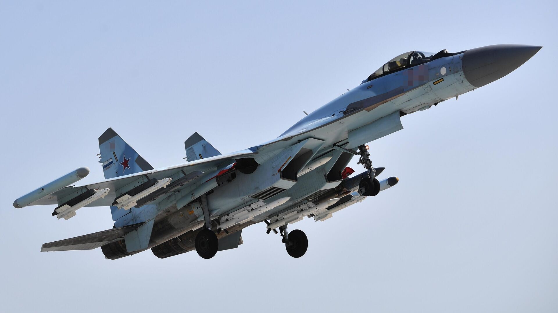 Ukrainian F-16 Fighters No Match for Russia's Su-35, Will Be 'Destroyed ...