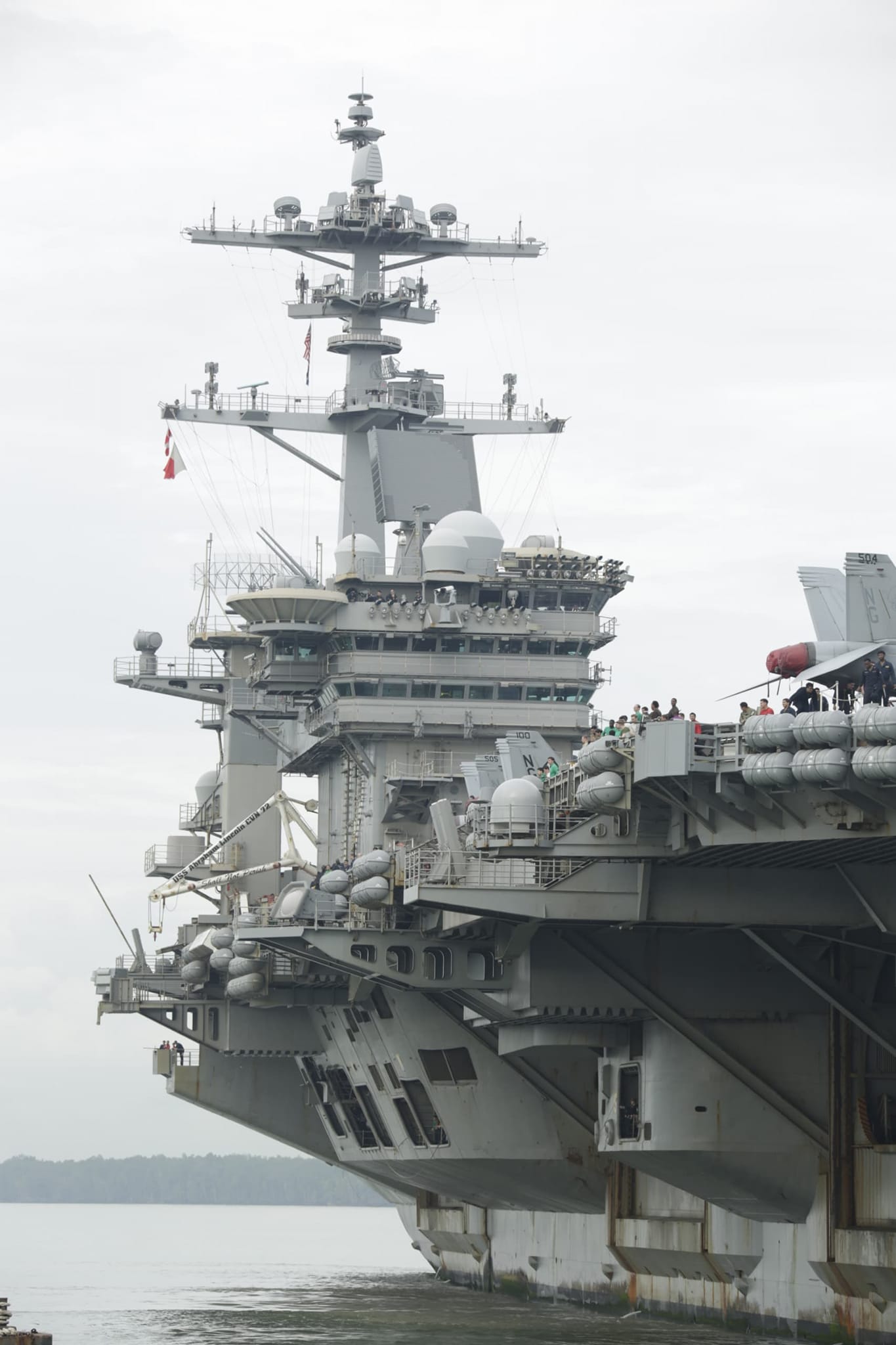 USS Abraham Lincoln
