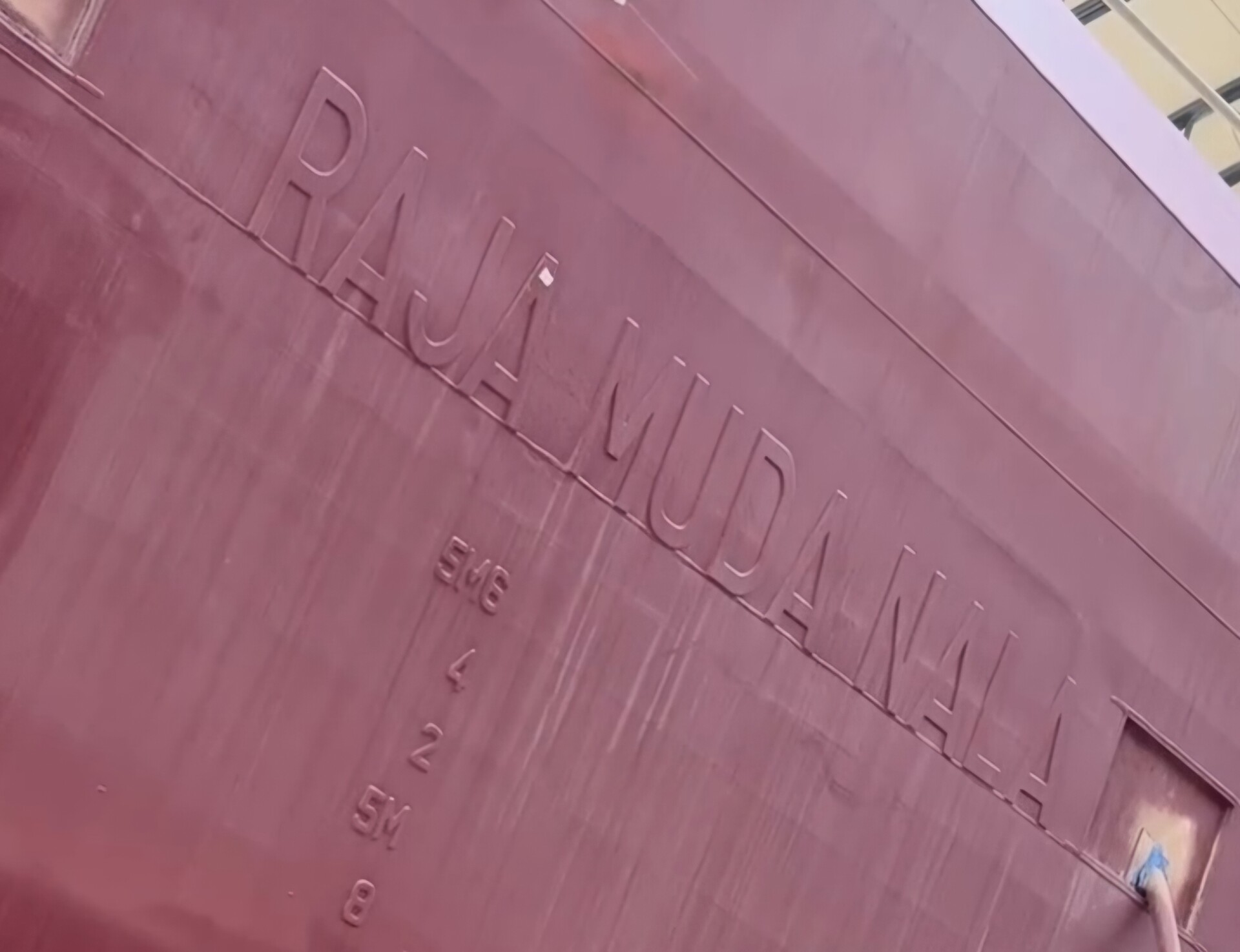 LCS 2