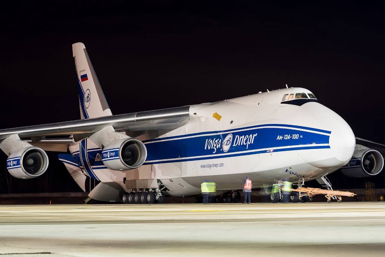 AN-124