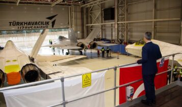 Serial Production of Su-57 Begins as Russia Ramps Up Fifth-Generation ...
