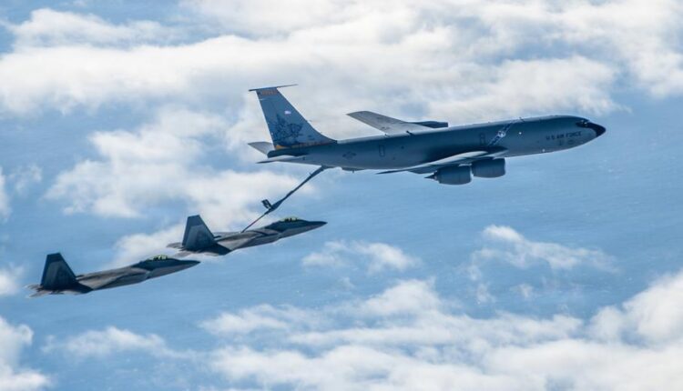KC-135