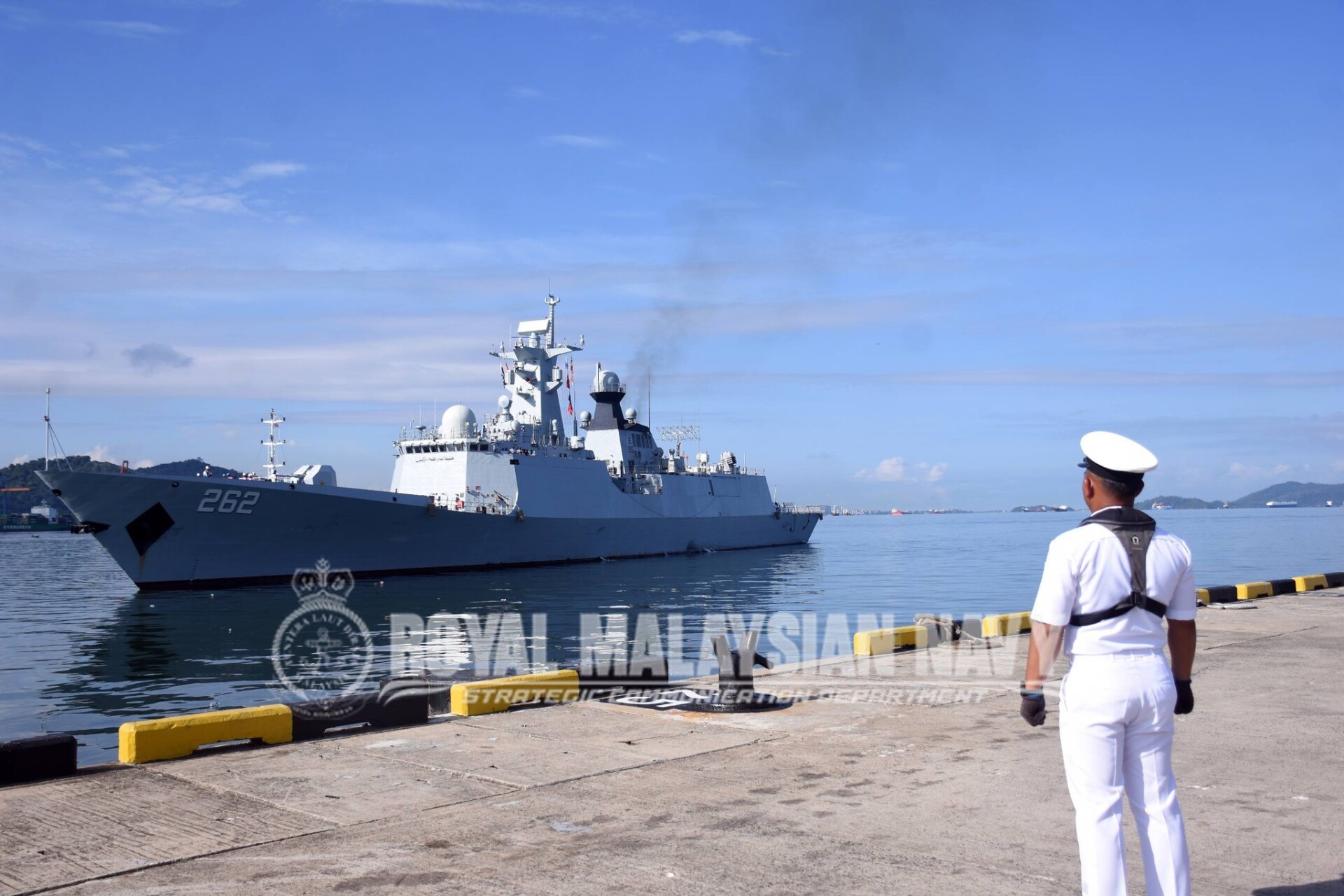 PNS Taimur