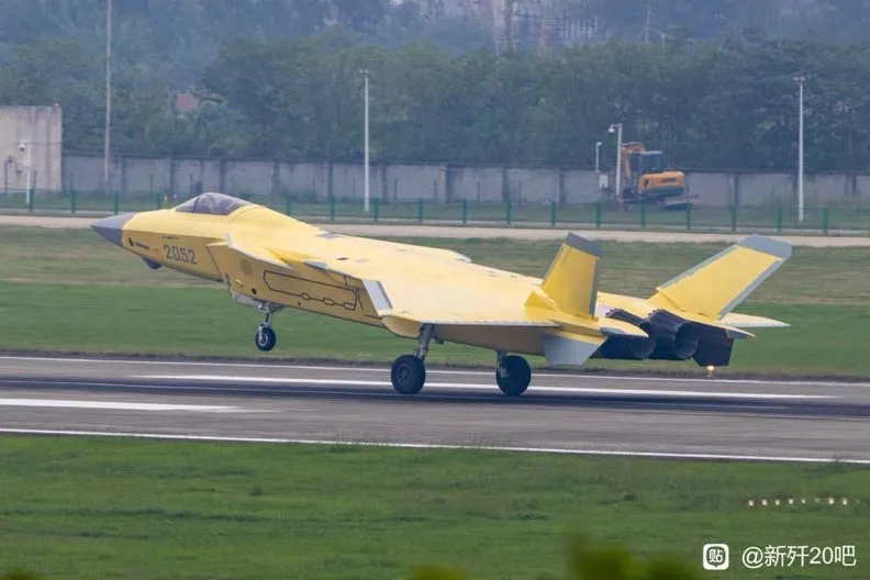 j-20