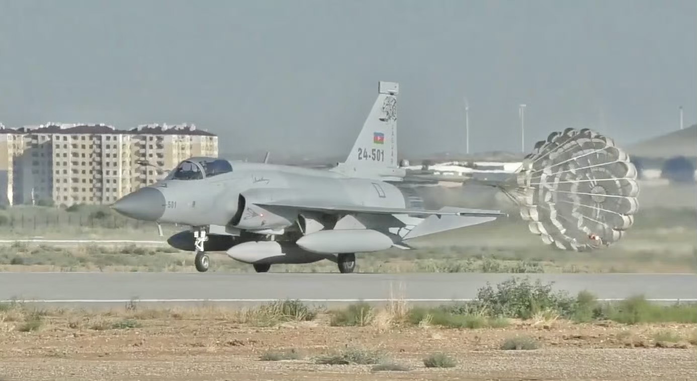 JF-17 Azerbaijan