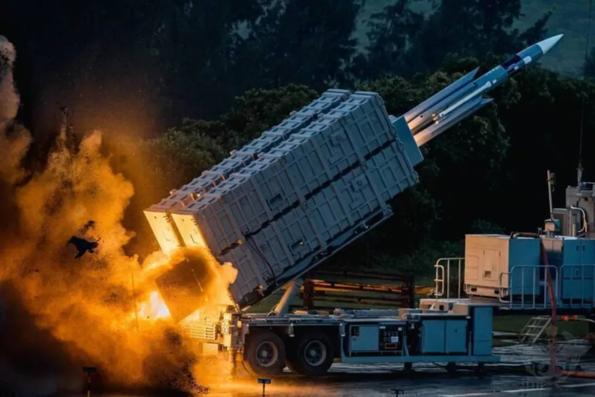 [VIDEO] Taiwan’s HF-3 “Carrier Killer” Sinks Frigate in Missile Barrage ...
